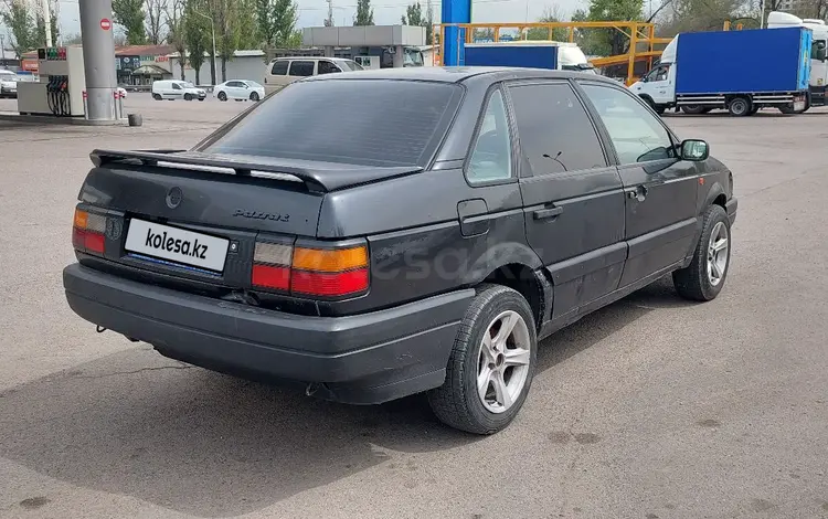 Volkswagen Passat 1992 года за 700 000 тг. в Алматы