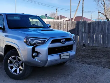 Toyota 4Runner 2017 года за 14 500 000 тг. в Кульсары