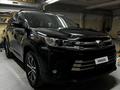 Toyota Highlander 2015 годаүшін12 700 000 тг. в Актау