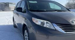 Toyota Sienna 2015 года за 8 000 000 тг. в Актобе – фото 2