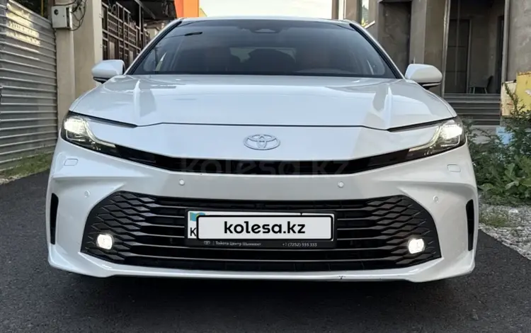 Toyota Camry 2025 года за 20 900 000 тг. в Шымкент