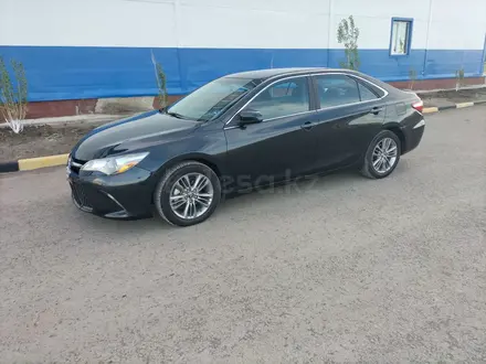 Toyota Camry 2015 года за 6 800 000 тг. в Актобе – фото 5