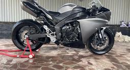 Yamaha  YZF-R1 2013 года за 3 500 000 тг. в Алматы
