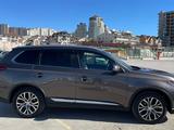 Mitsubishi Outlander 2017 года за 8 000 000 тг. в Актау – фото 2