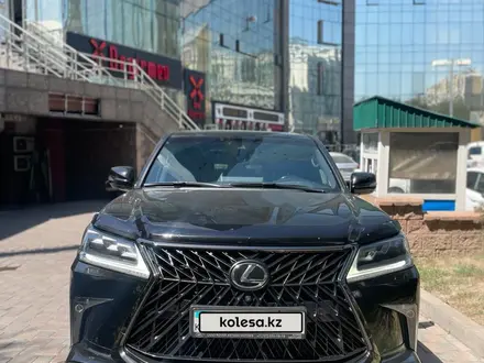 Lexus LX 570 2020 года за 52 000 000 тг. в Алматы