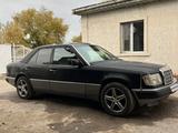 Mercedes-Benz E 230 1992 года за 550 000 тг. в Алматы