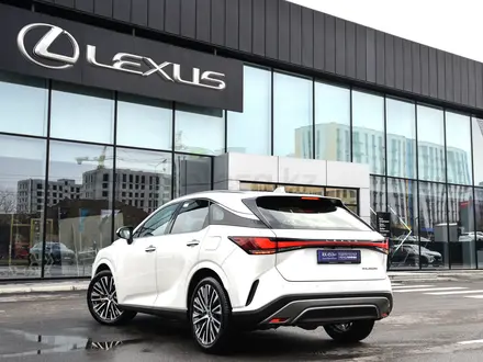 Lexus RX 450h Executive+ 2024 года за 47 241 000 тг. в Шымкент – фото 2