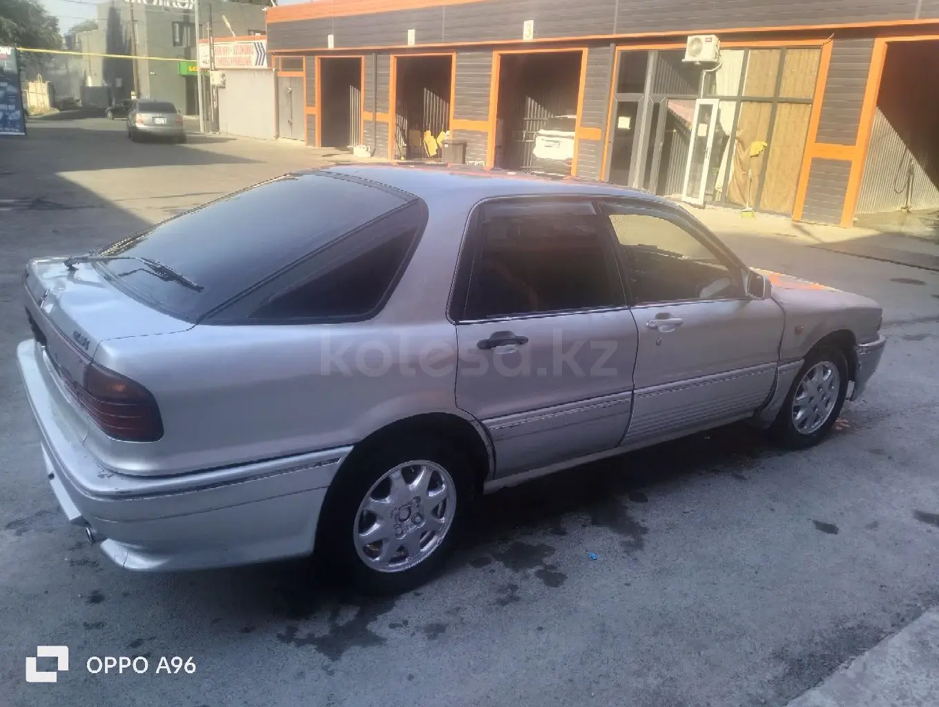 Mitsubishi Galant, 1992