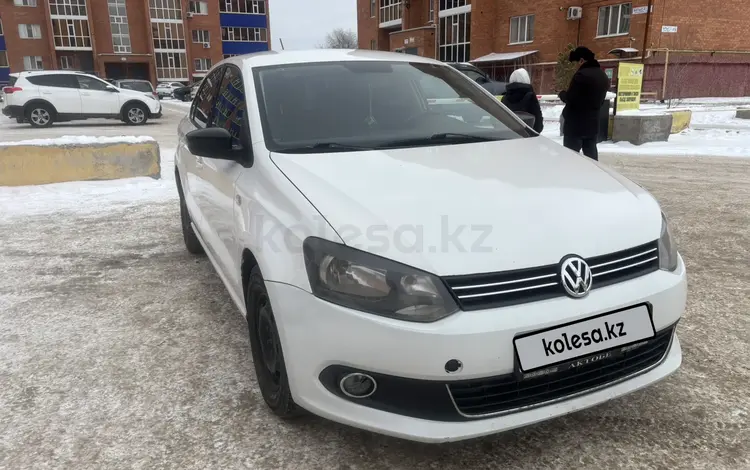 Volkswagen Polo 2013 годаfor3 700 000 тг. в Актобе