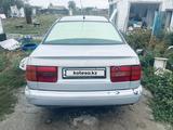 Volkswagen Passat 1994 года за 850 000 тг. в Семей – фото 3