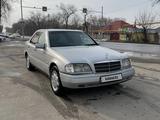 Mercedes-Benz C 220 1995 года за 2 550 000 тг. в Алматы