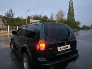 Mitsubishi Montero Sport, 2001