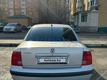 Volkswagen Passat 1997 года за 3 500 000 тг. в Астана – фото 4