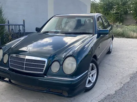 Mercedes-Benz E 230 1996 года за 1 700 000 тг. в Шымкент