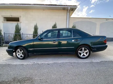 Mercedes-Benz E 230 1996 года за 1 700 000 тг. в Шымкент – фото 5