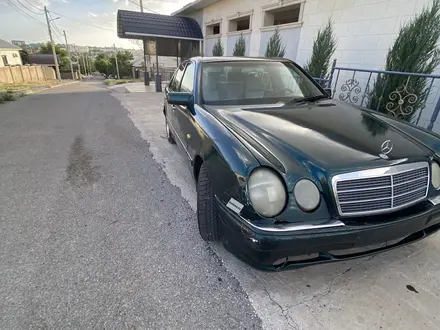 Mercedes-Benz E 230 1996 года за 1 700 000 тг. в Шымкент – фото 10