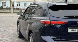 Toyota Highlander 2021 года за 22 700 000 тг. в Алматы – фото 5