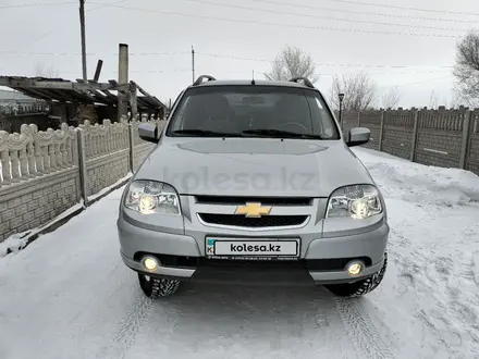 Chevrolet Niva 2015 года за 4 400 000 тг. в Караганда – фото 3