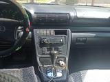 Audi A4 1995 года за 1 500 000 тг. в Уральск – фото 5