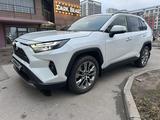 Toyota RAV4 2024 годаүшін25 000 000 тг. в Астана