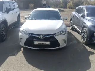Toyota Camry, 2015