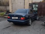 Mercedes-Benz E 200 1993 годаүшін2 100 000 тг. в Павлодар – фото 2