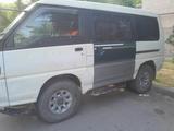 Mitsubishi Delica 1995 годаfor1 500 000 тг. в Алматы – фото 2
