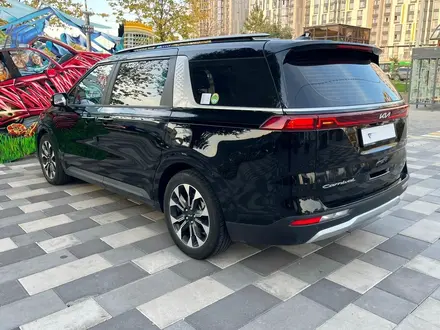 Kia Carnival 2021 года за 17 850 000 тг. в Алматы – фото 4