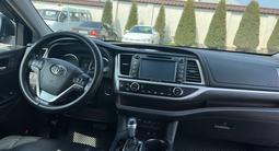 Toyota Highlander 2019 годаүшін19 500 000 тг. в Шымкент – фото 5