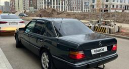 Mercedes-Benz E 300 1991 года за 1 900 000 тг. в Астана – фото 4