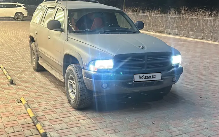 Dodge Durango 1998 годаfor5 300 000 тг. в Астана