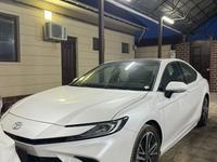 Toyota Camry 2024 года за 18 880 000 тг. в Шымкент