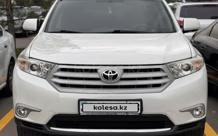 Toyota Highlander 2012 годаүшін10 800 000 тг. в Алматы