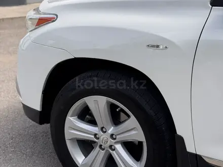 Toyota Highlander 2012 года за 10 800 000 тг. в Алматы – фото 12