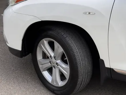 Toyota Highlander 2012 года за 10 800 000 тг. в Алматы – фото 13