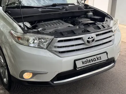 Toyota Highlander 2012 года за 10 800 000 тг. в Алматы – фото 15