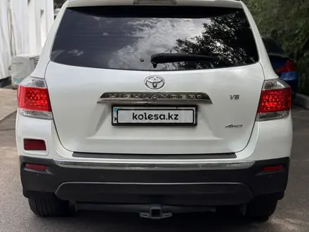 Toyota Highlander 2012 года за 10 800 000 тг. в Алматы – фото 2