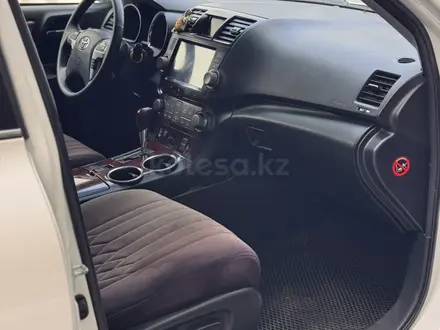 Toyota Highlander 2012 года за 10 800 000 тг. в Алматы – фото 9