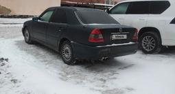 Mercedes-Benz C 180 1995 года за 2 500 000 тг. в Астана – фото 4