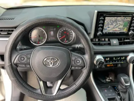 Toyota RAV4 2020 года за 16 500 000 тг. в Алматы – фото 27