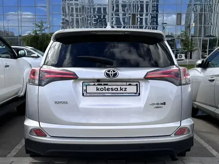 Toyota RAV4 2016 года за 11 200 000 тг. в Астана – фото 5