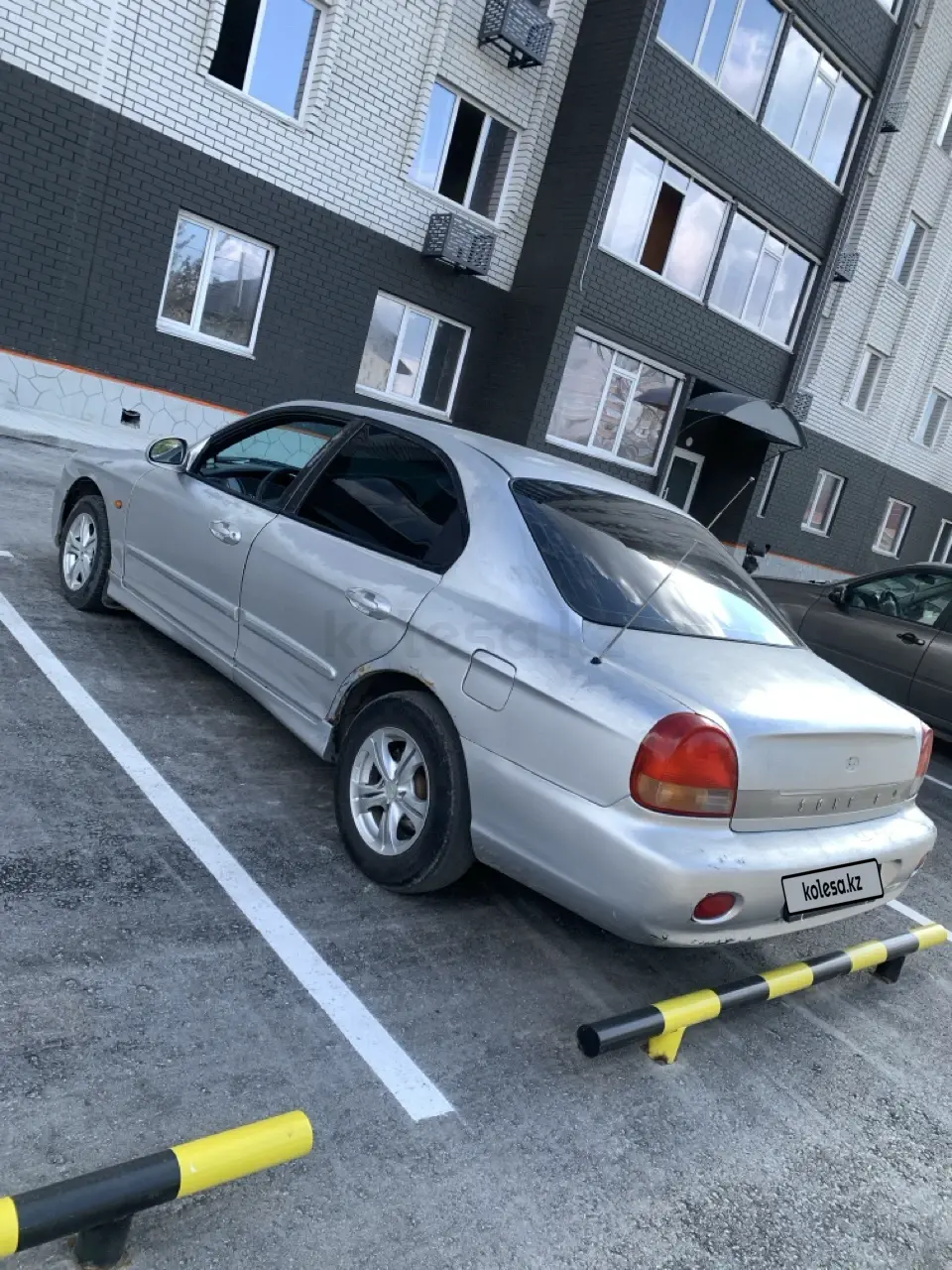Hyundai Sonata, 2001