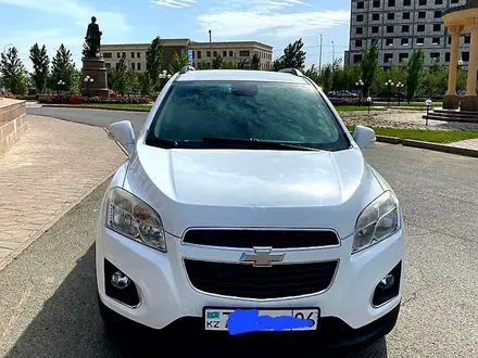 Chevrolet Tracker 2014 года за 7 300 000 тг. в Атырау – фото 3