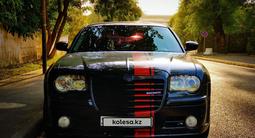 Chrysler 300C 2005 года за 5 500 000 тг. в Алматы – фото 2