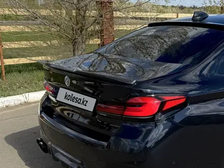 BMW 550 2022 года за 41 000 000 тг. в Уральск – фото 3