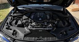 BMW 550 2022 года за 41 000 000 тг. в Уральск – фото 5
