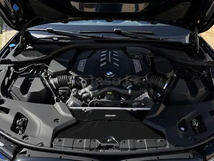BMW 550 2022 года за 41 000 000 тг. в Уральск – фото 5