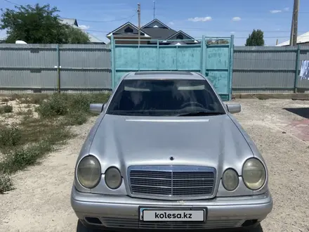 Mercedes-Benz E 280 1996 года за 2 200 000 тг. в Кызылорда