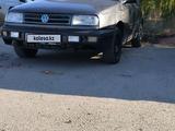 Volkswagen Vento 1994 годаfor1 100 000 тг. в Актобе