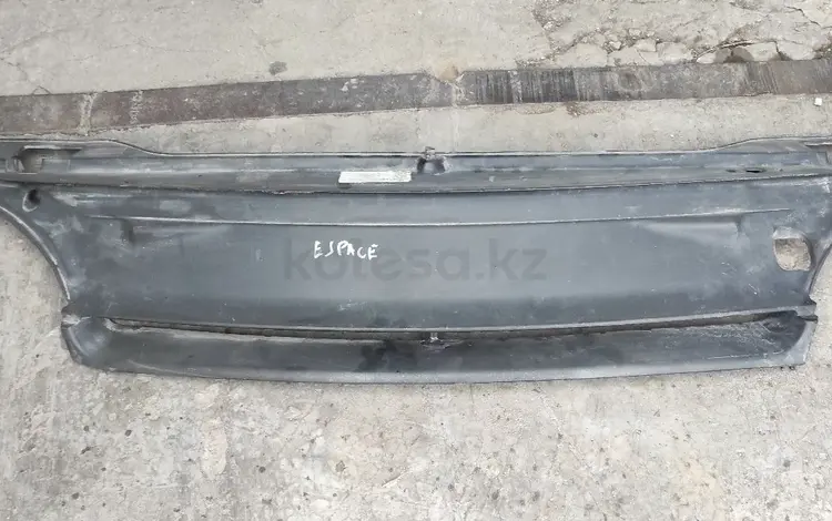 Решетка радиатора за 12 500 тг. в Алматы